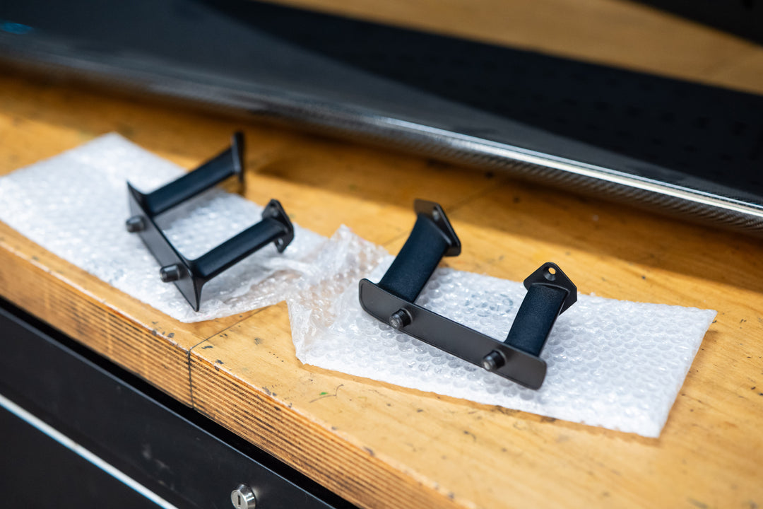 Vantage Rear Spoiler - GT4/AMR Style VH2/R15