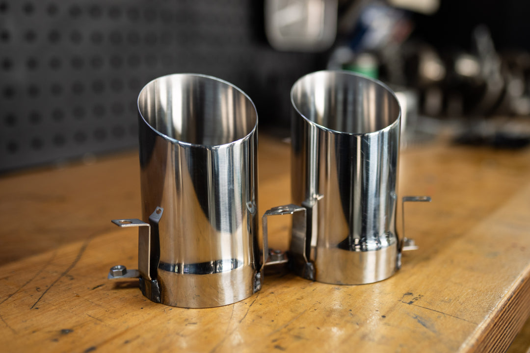 Aston Martin V8/V12 Vantage Slash Cut Exhaust Tips